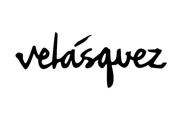Logo Velásquez marca de moda cliente de fotografía de producto